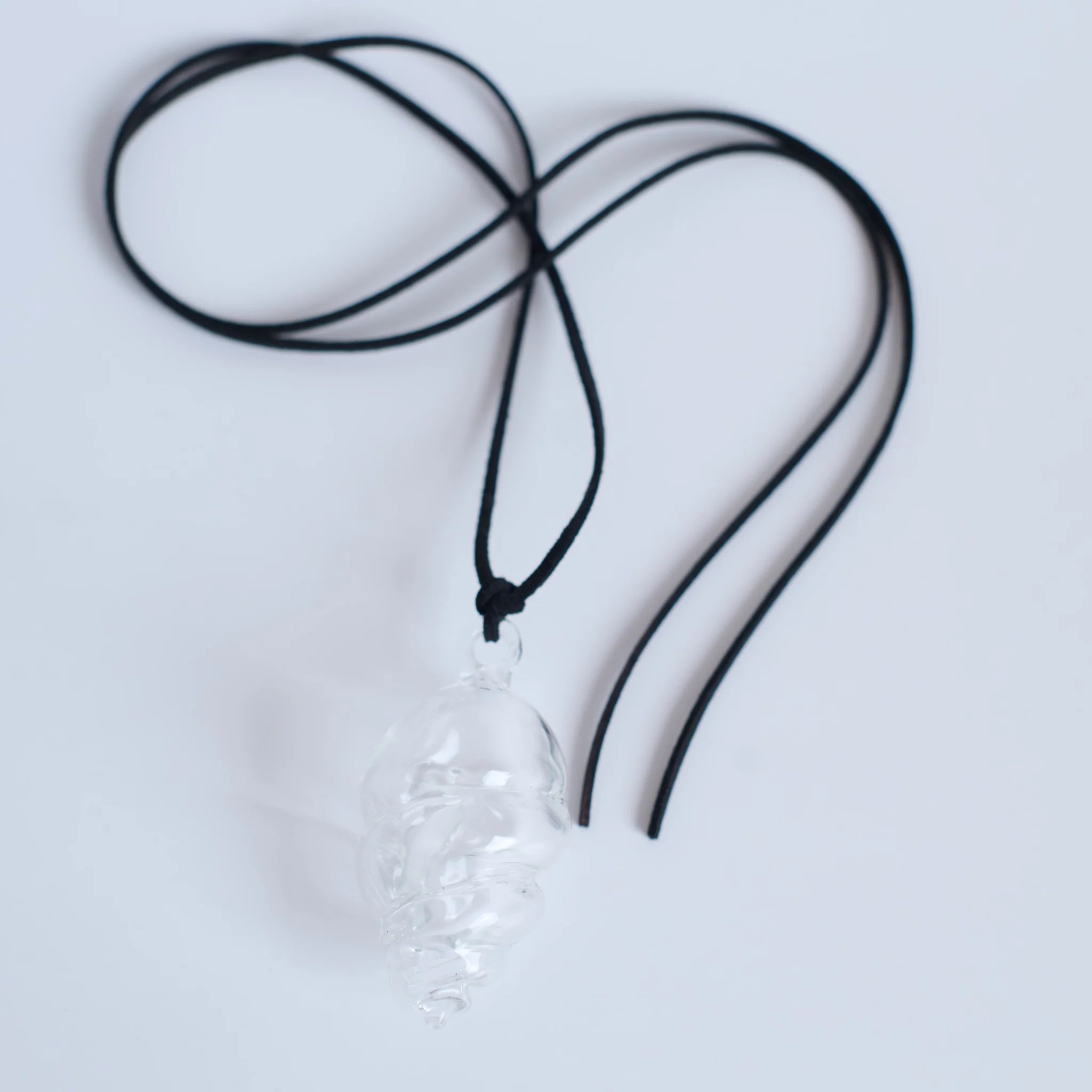 COLLAR CONCHITA TRANSPARENTE