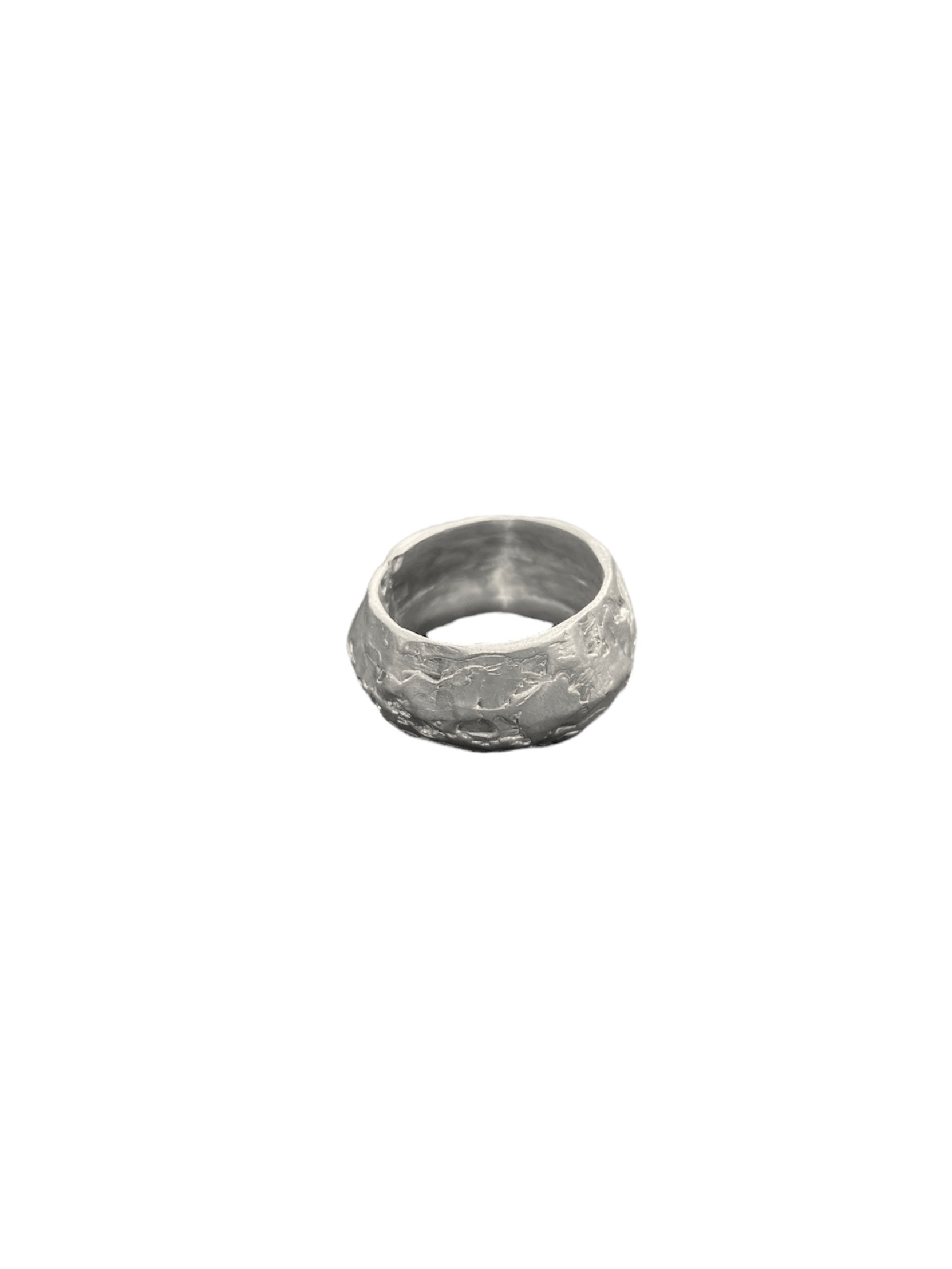 ANILLO ANCHO ABOMBADO TEXTURA
