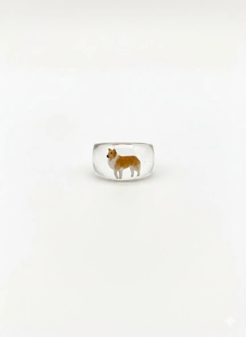 Anillo de resina hecho a mano, diseño original con miniatura de perro adentro.
PAISAJE LATINO