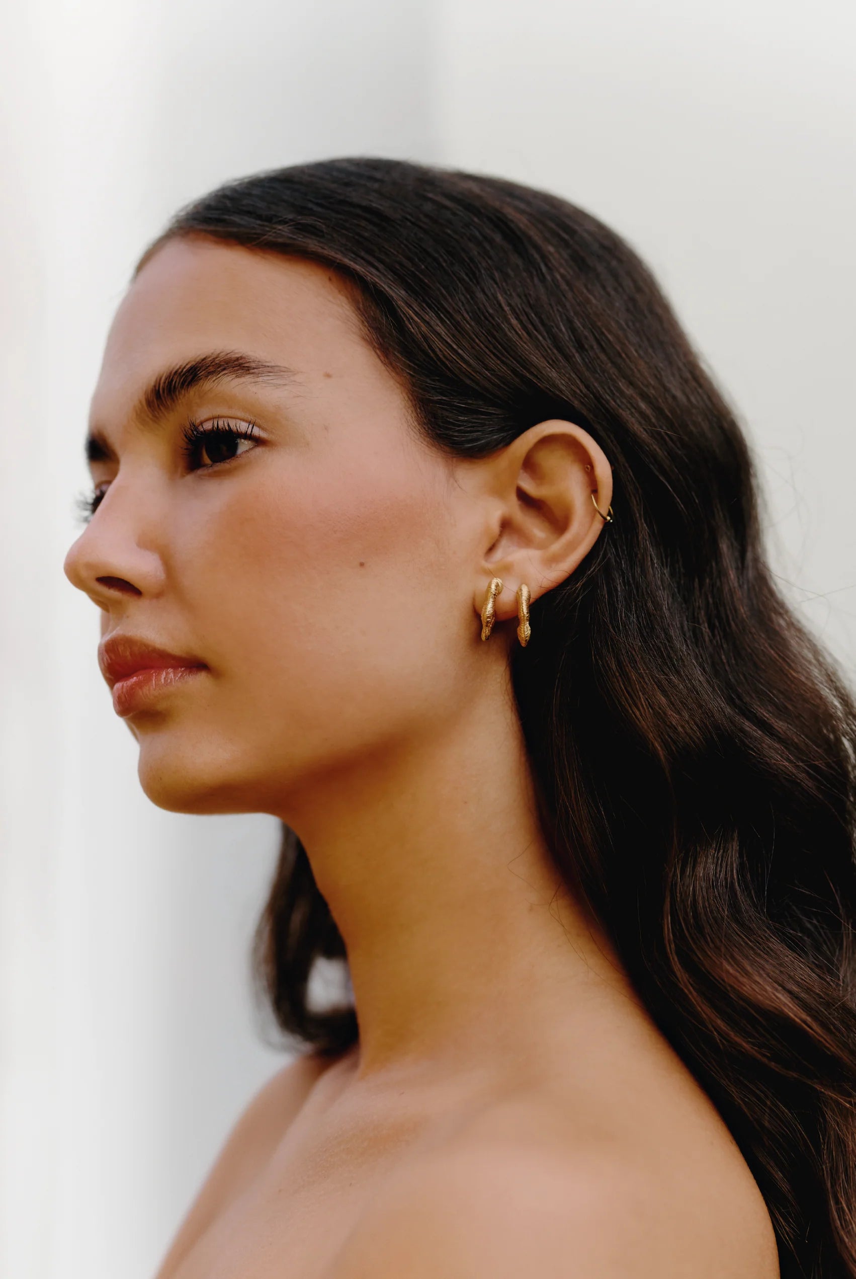 WAVY SATIN EARRINGS