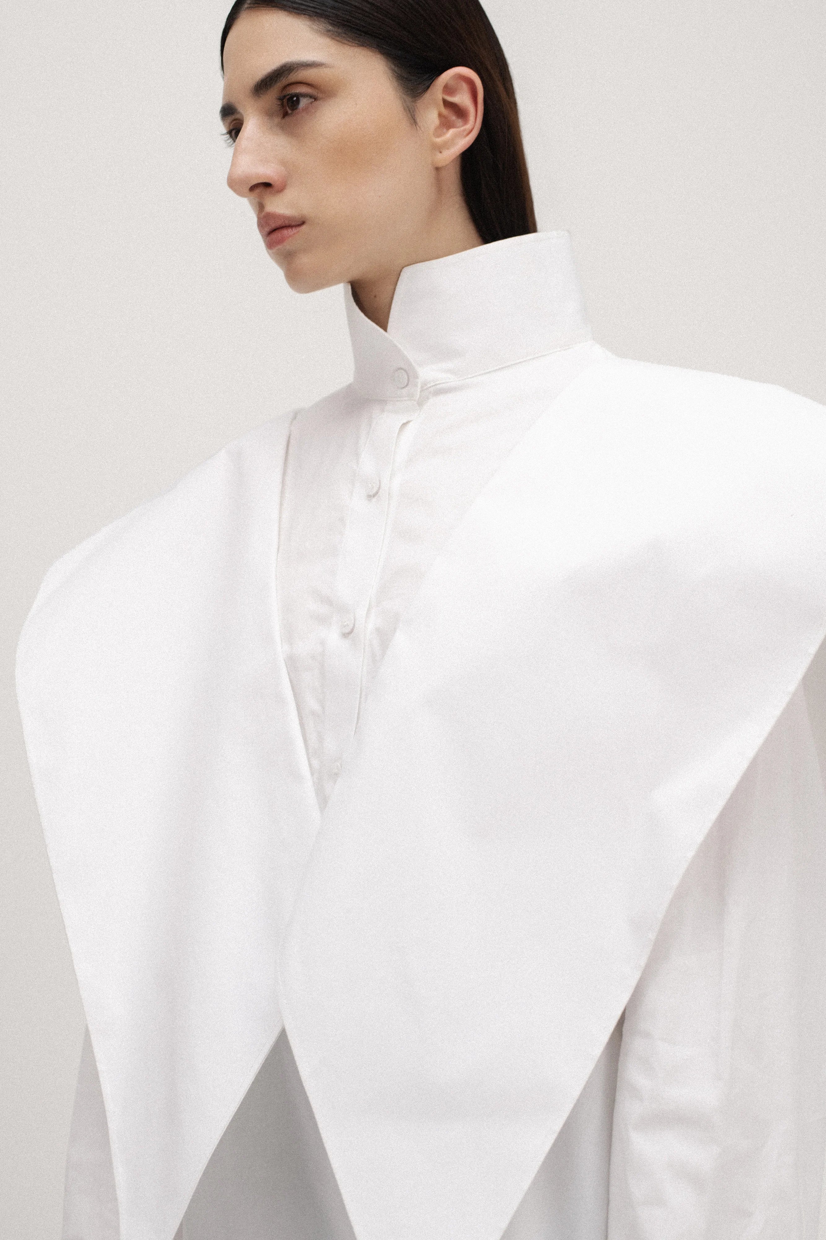 CAMISA ESPALDA ABIERTA