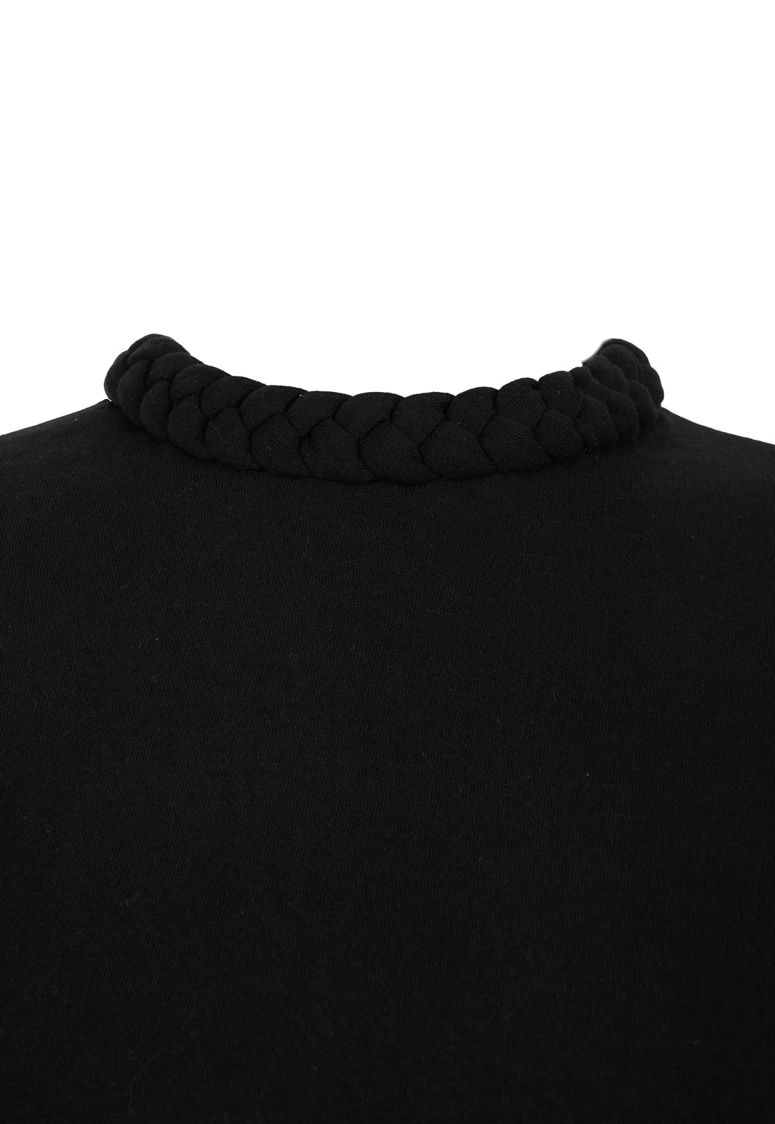 CAMISETA RECOGIDA CUELLO TRENZA