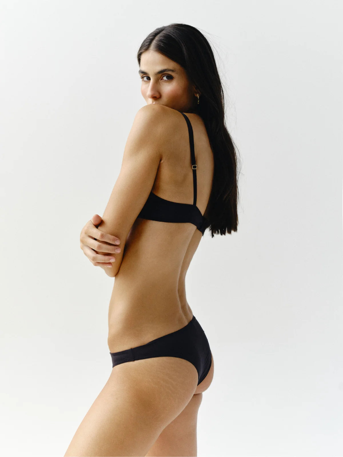 CRYSTAL ROSITA BLACK BOTTOM