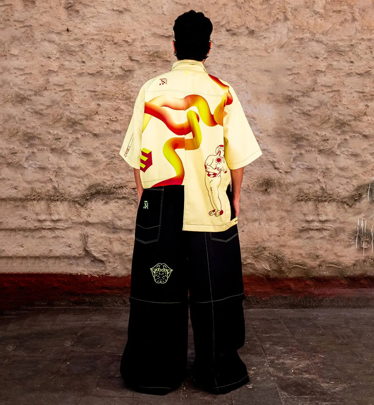 CAMISA ASIMÉTRICA CC: CANÍBALES