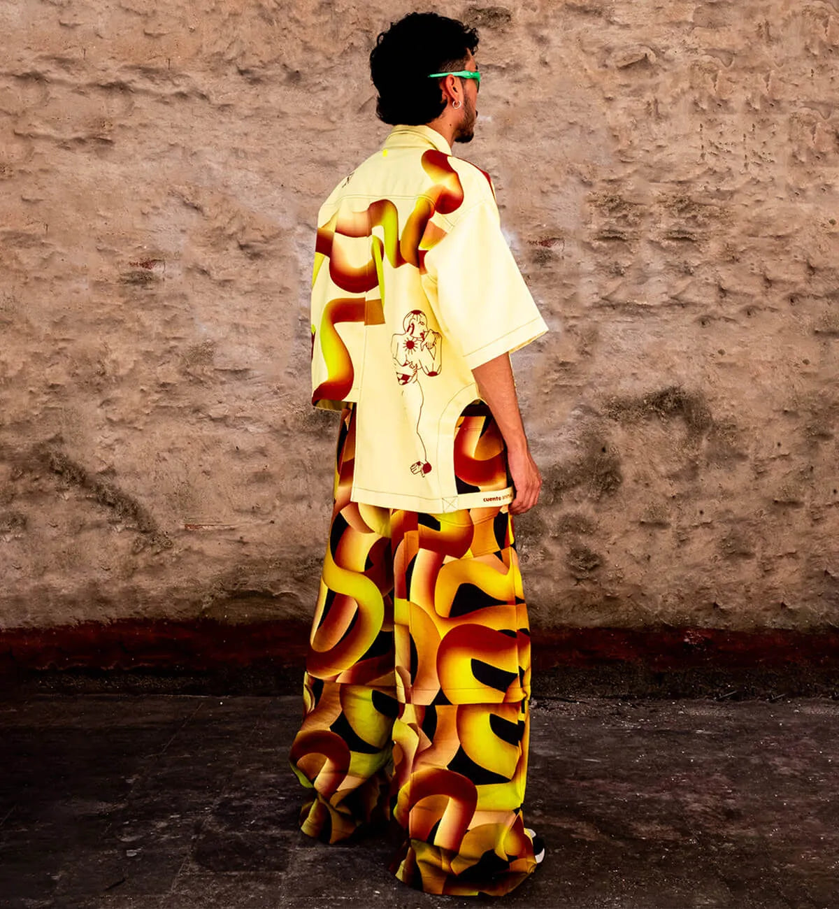 CAMISA ASIMÉTRICA CC: CANÍBALES