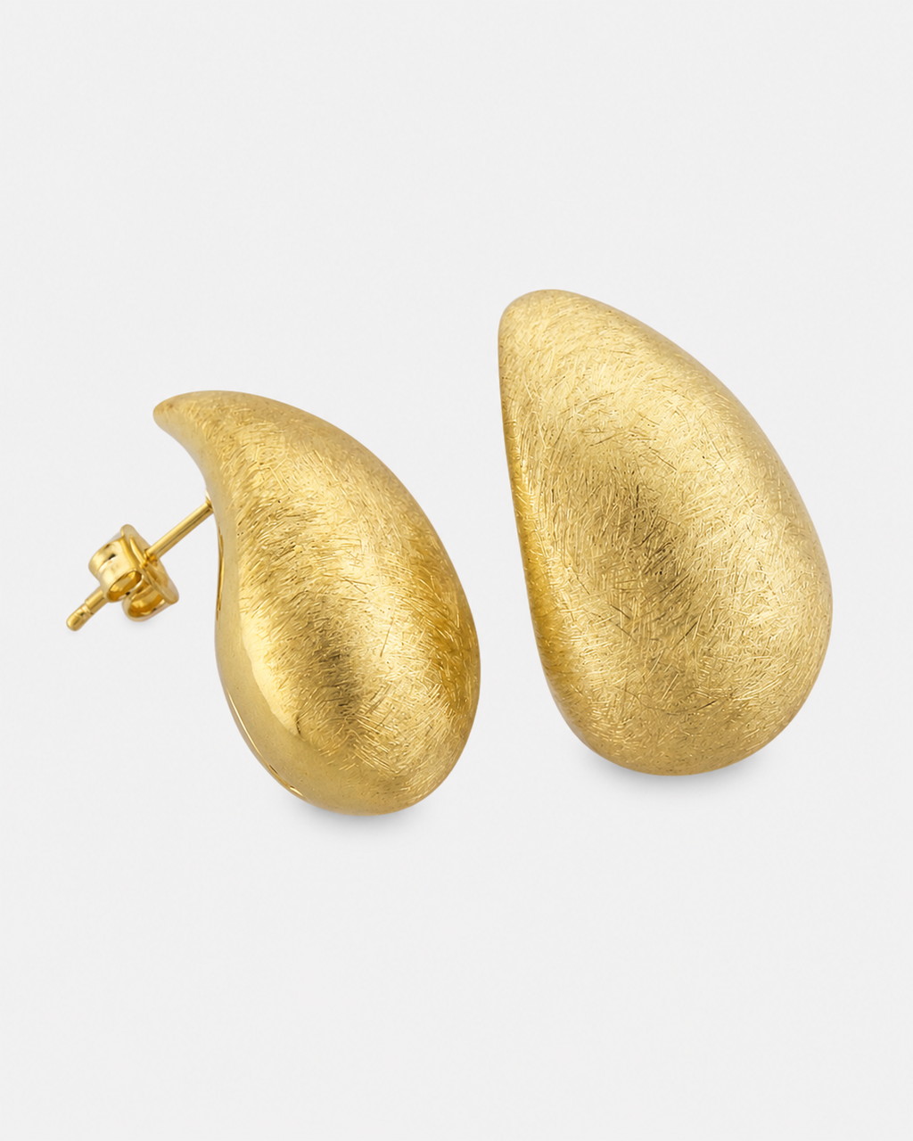 SCRATCHED BOLD GOLDEN EARRINGS