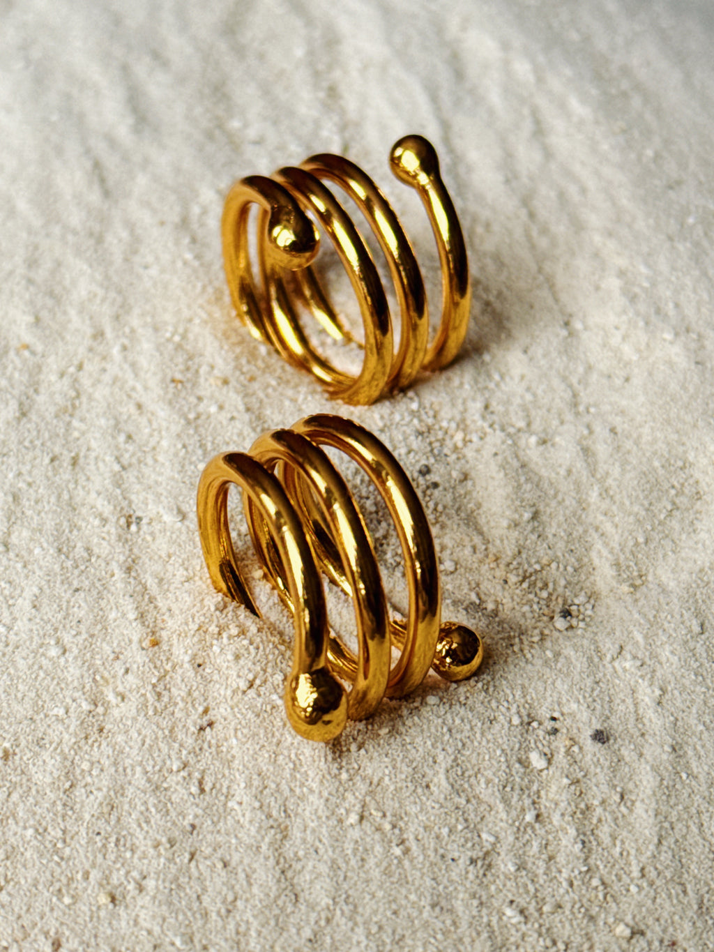 PRE-COLUMBIAN TORSADE RING