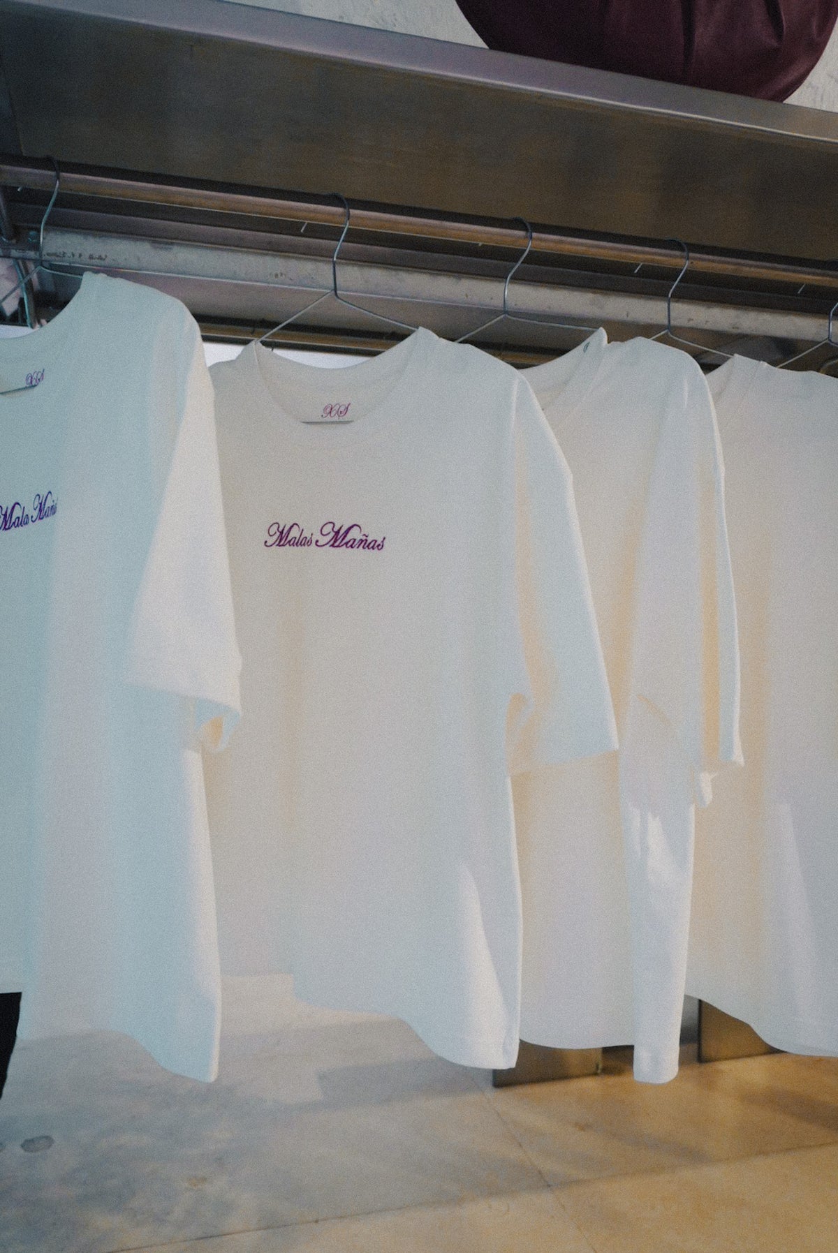 CAMISETA MALAS MAÑAS