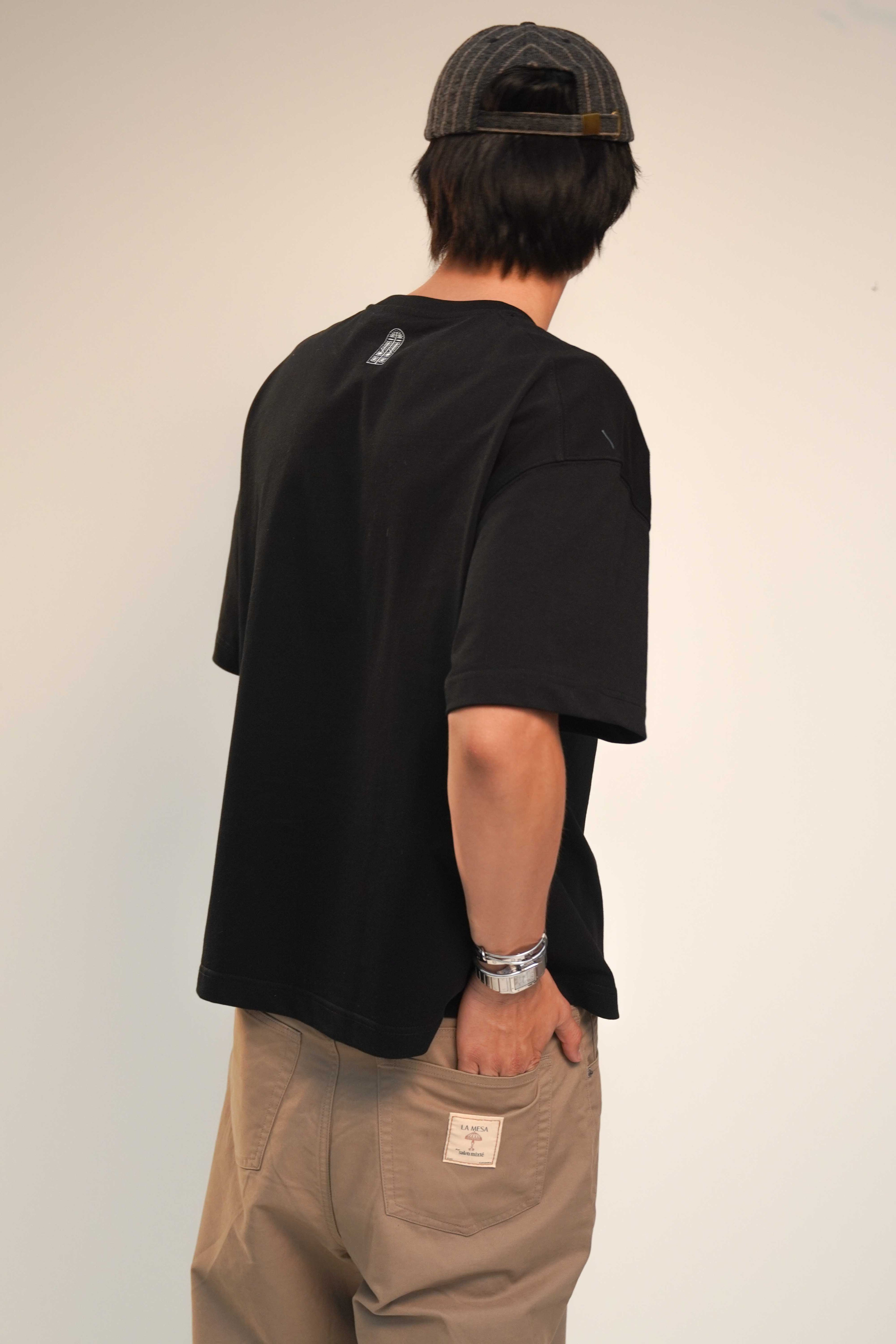 Camiseta Negra El Sofá