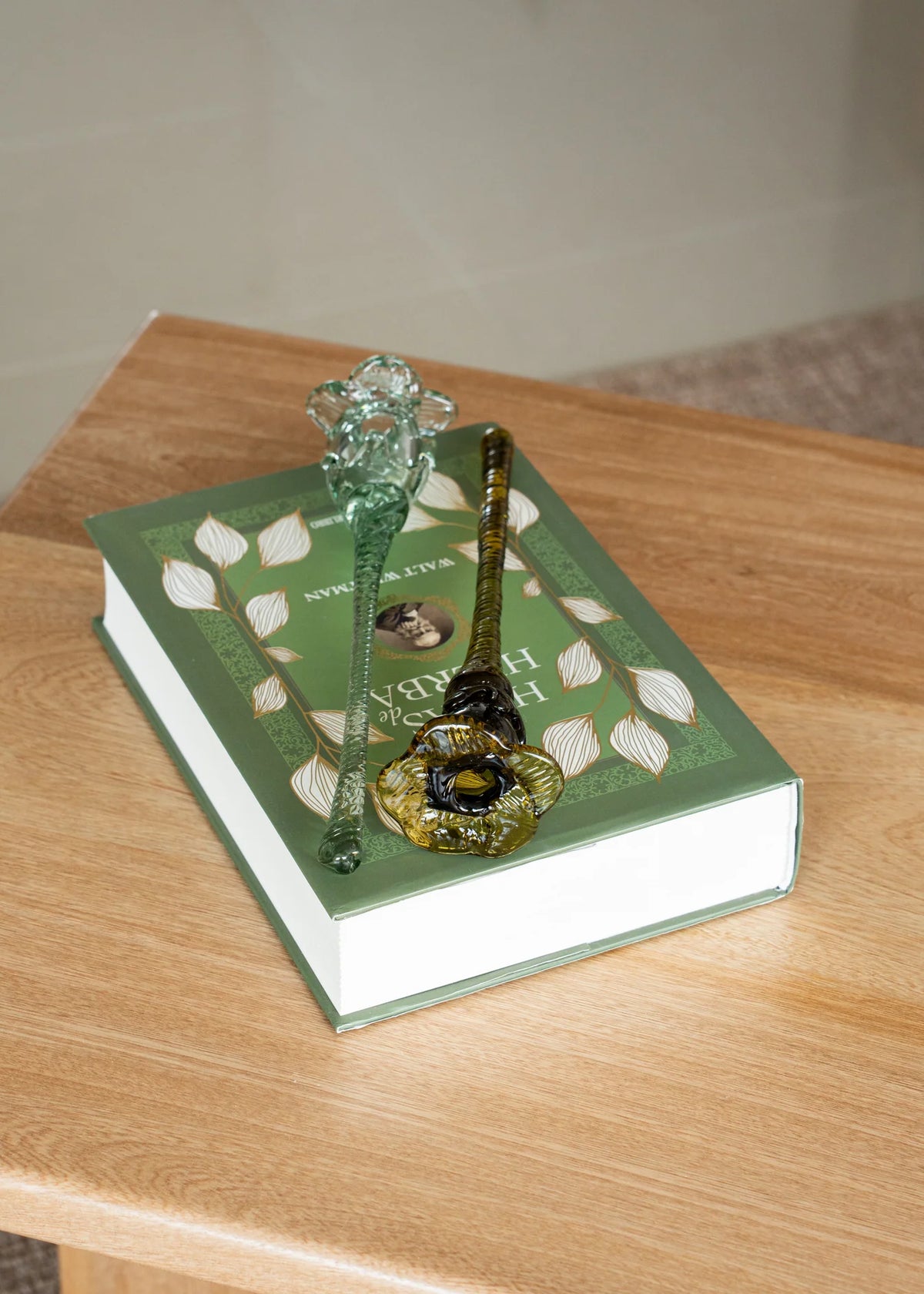 AMBER GARDEN CANDLE SNUFFER
