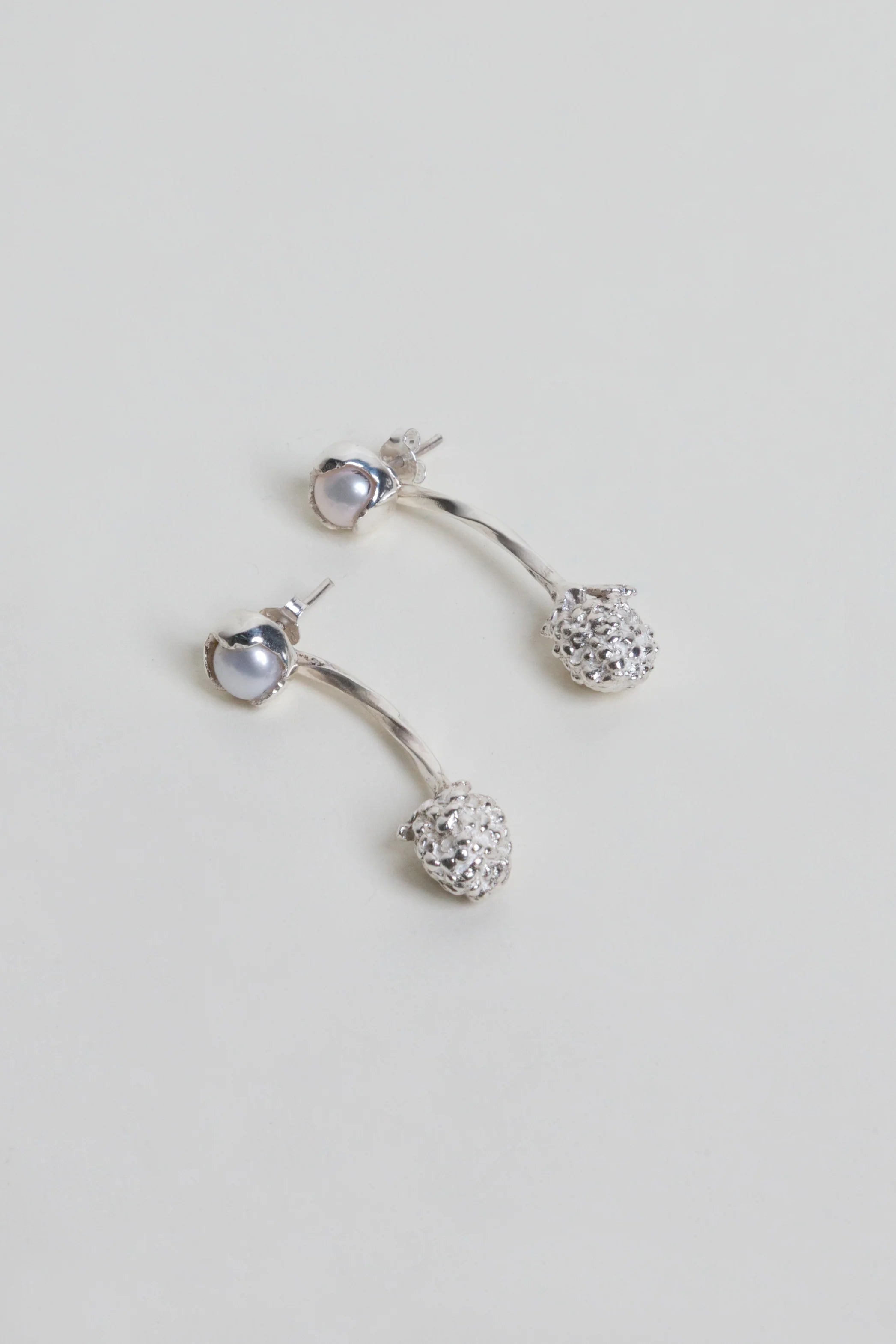 ARETES ZARZAMORA