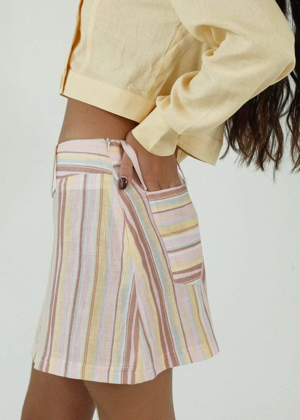 GALLERY SKIRT