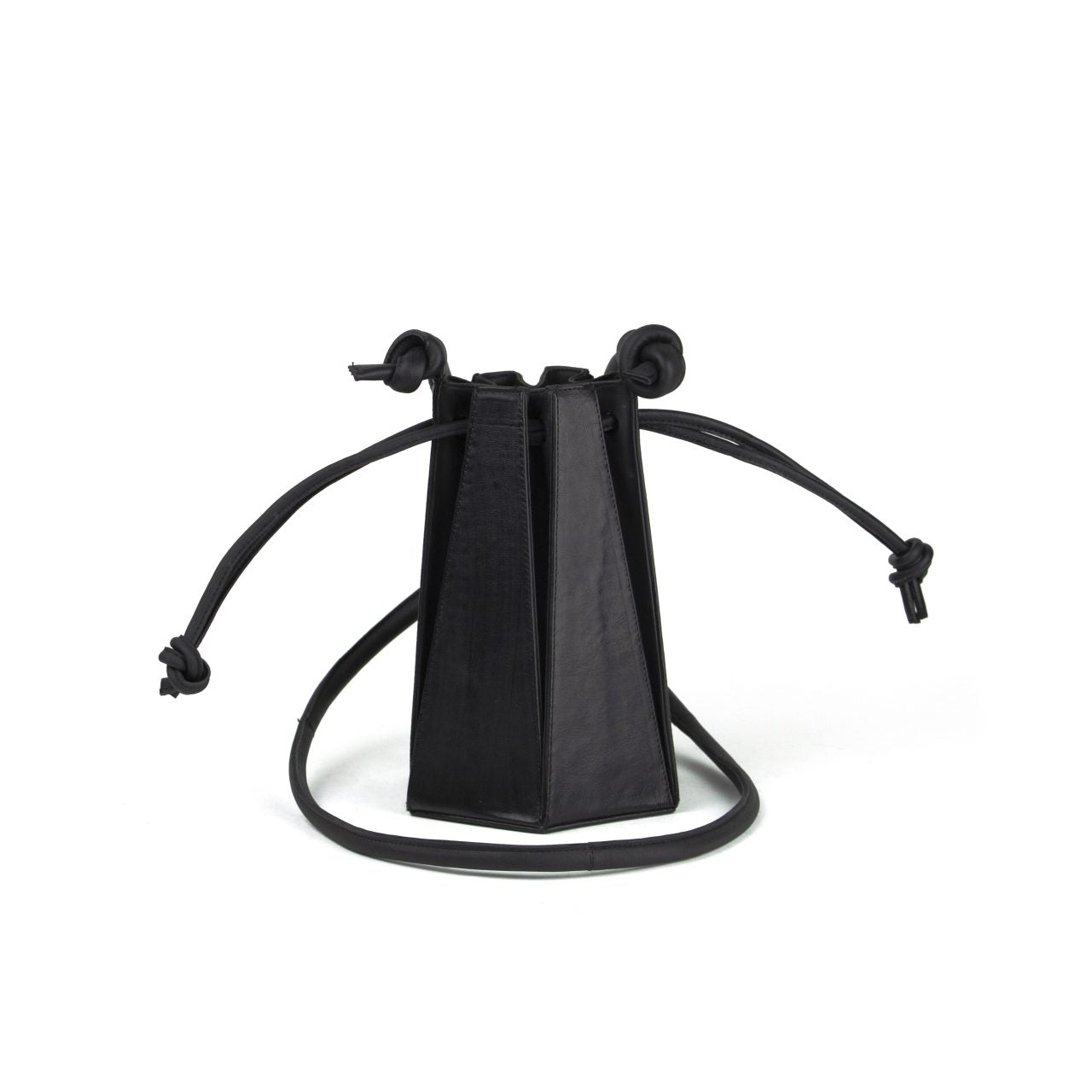 LA BOLSA NEGRO