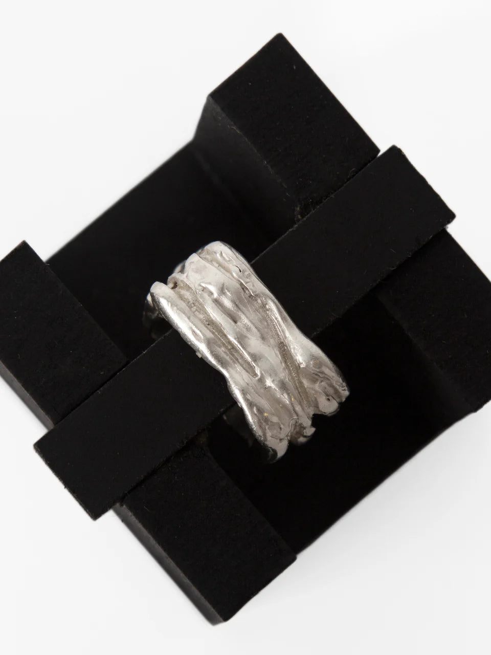 ANILLO CUADRADO LINEAS