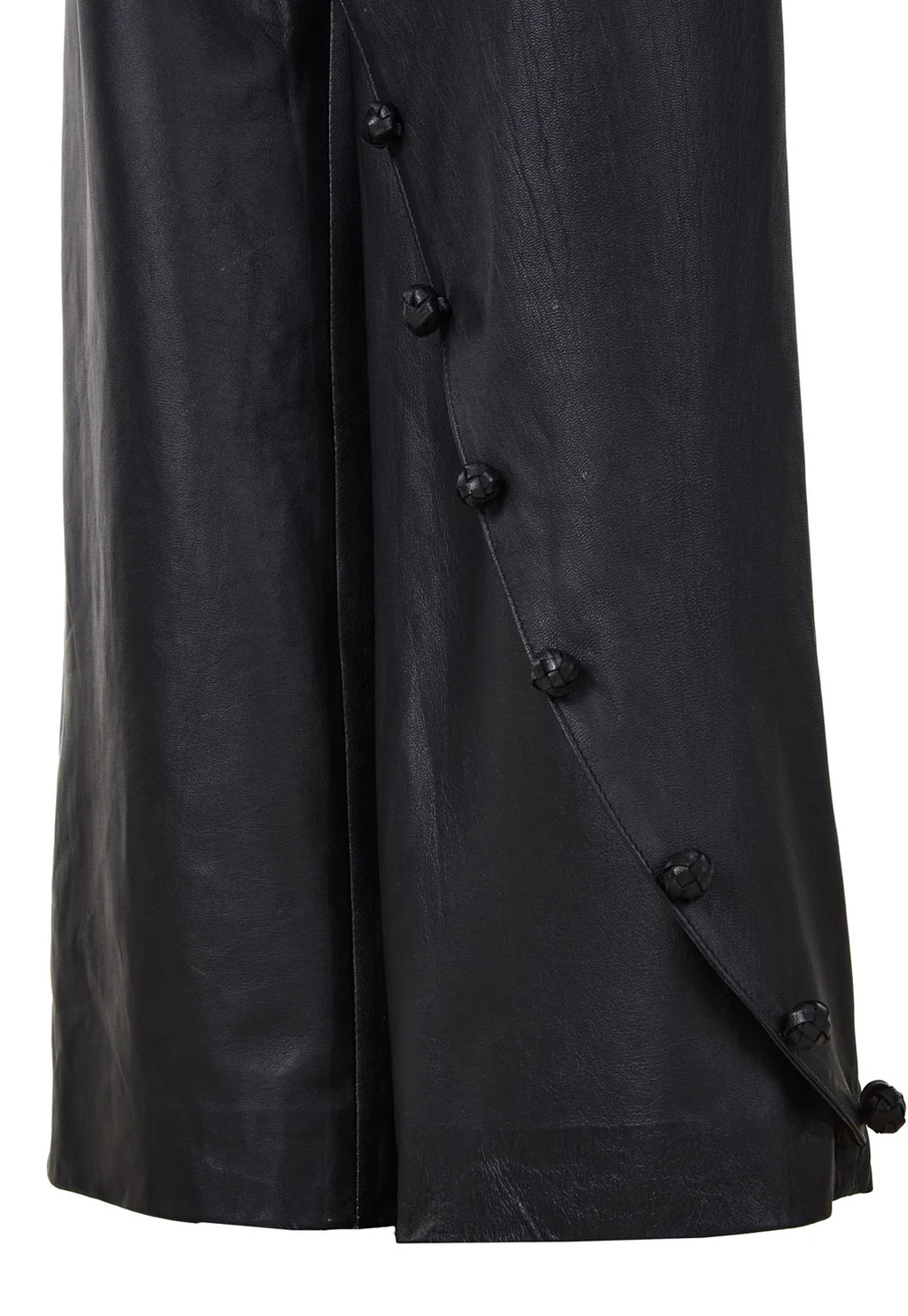 PANTALÓN CRUZADO DE CUERO