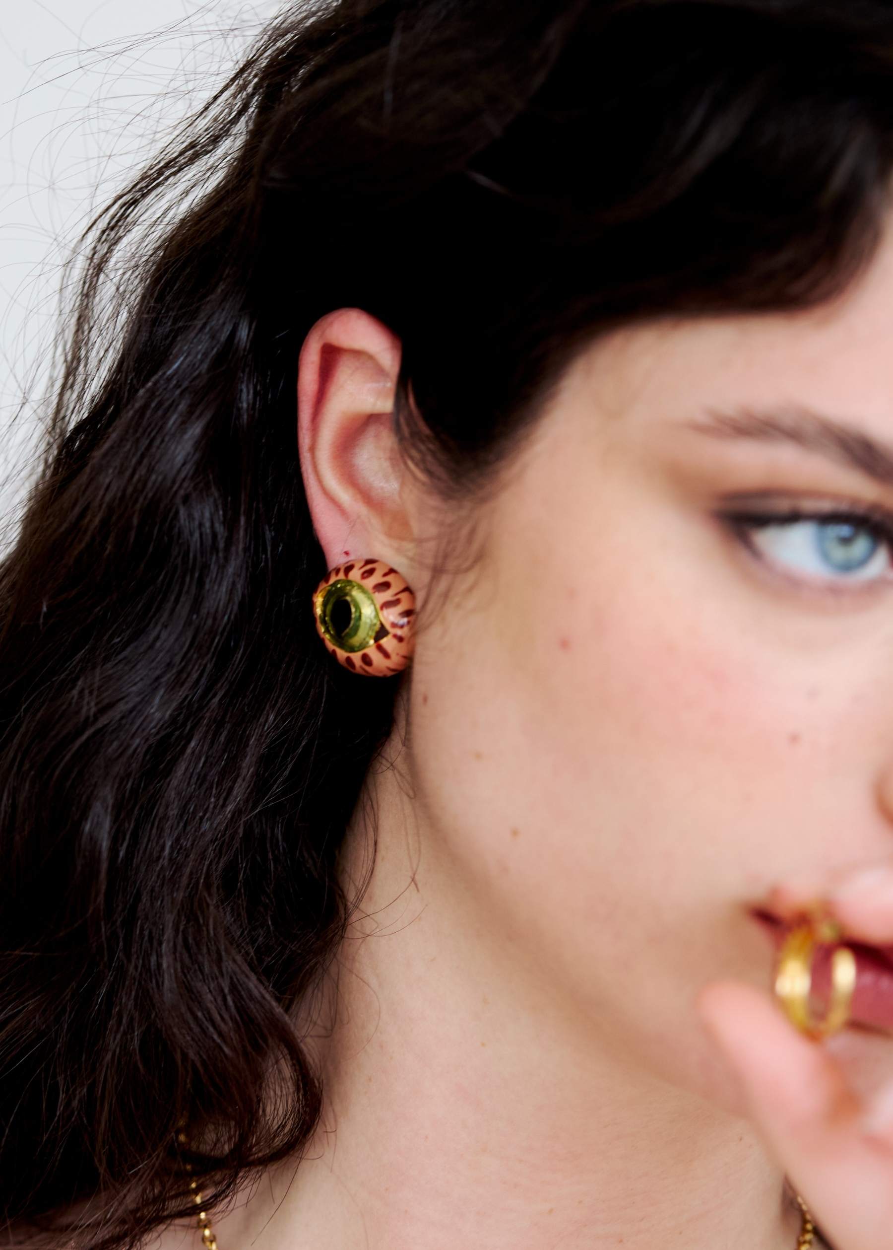 CAT EYE MIDI TERRACOTTA EARRINGS