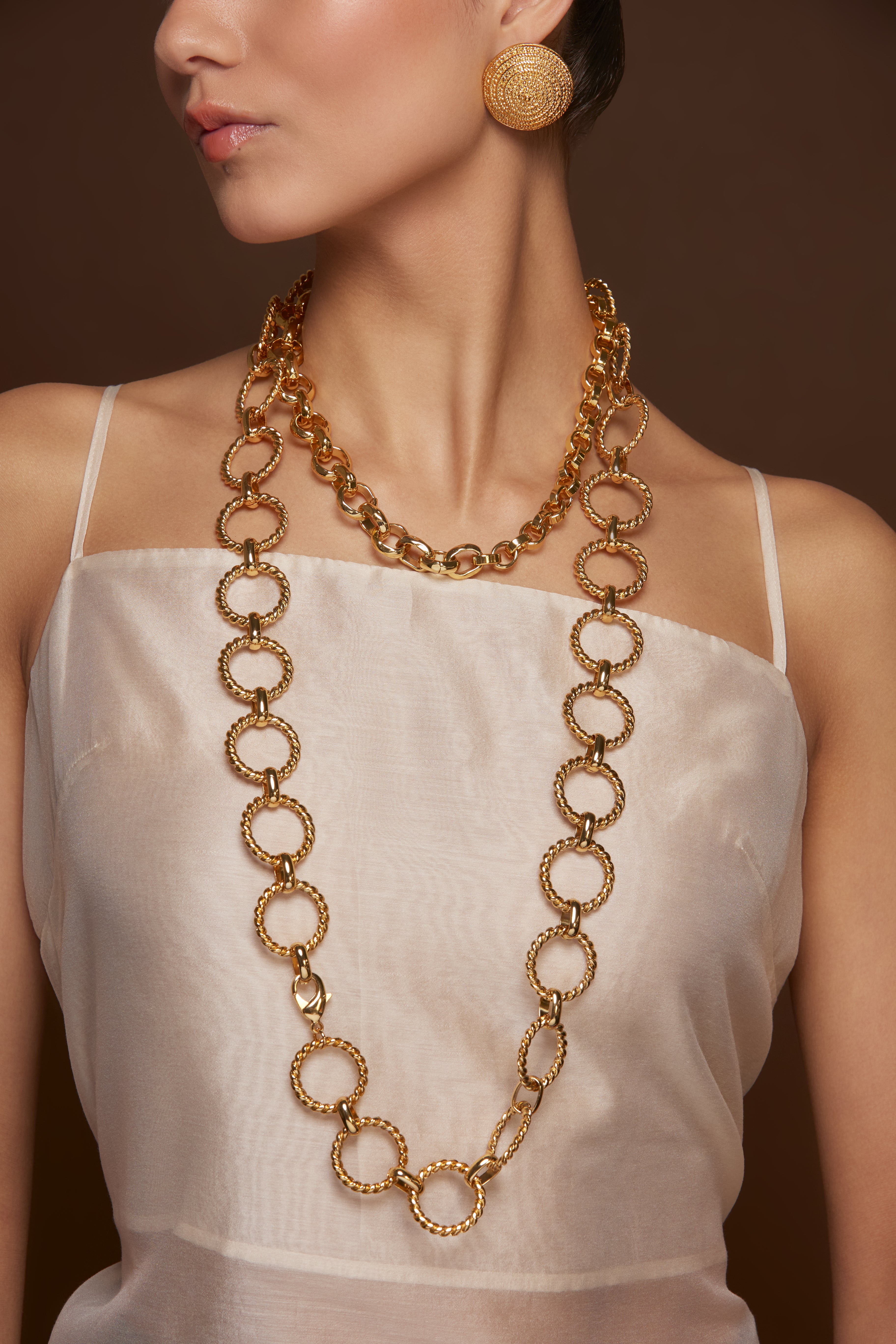 COLLAR CADENA LARGA HILO TORCIDO CIRCULOS AGRA